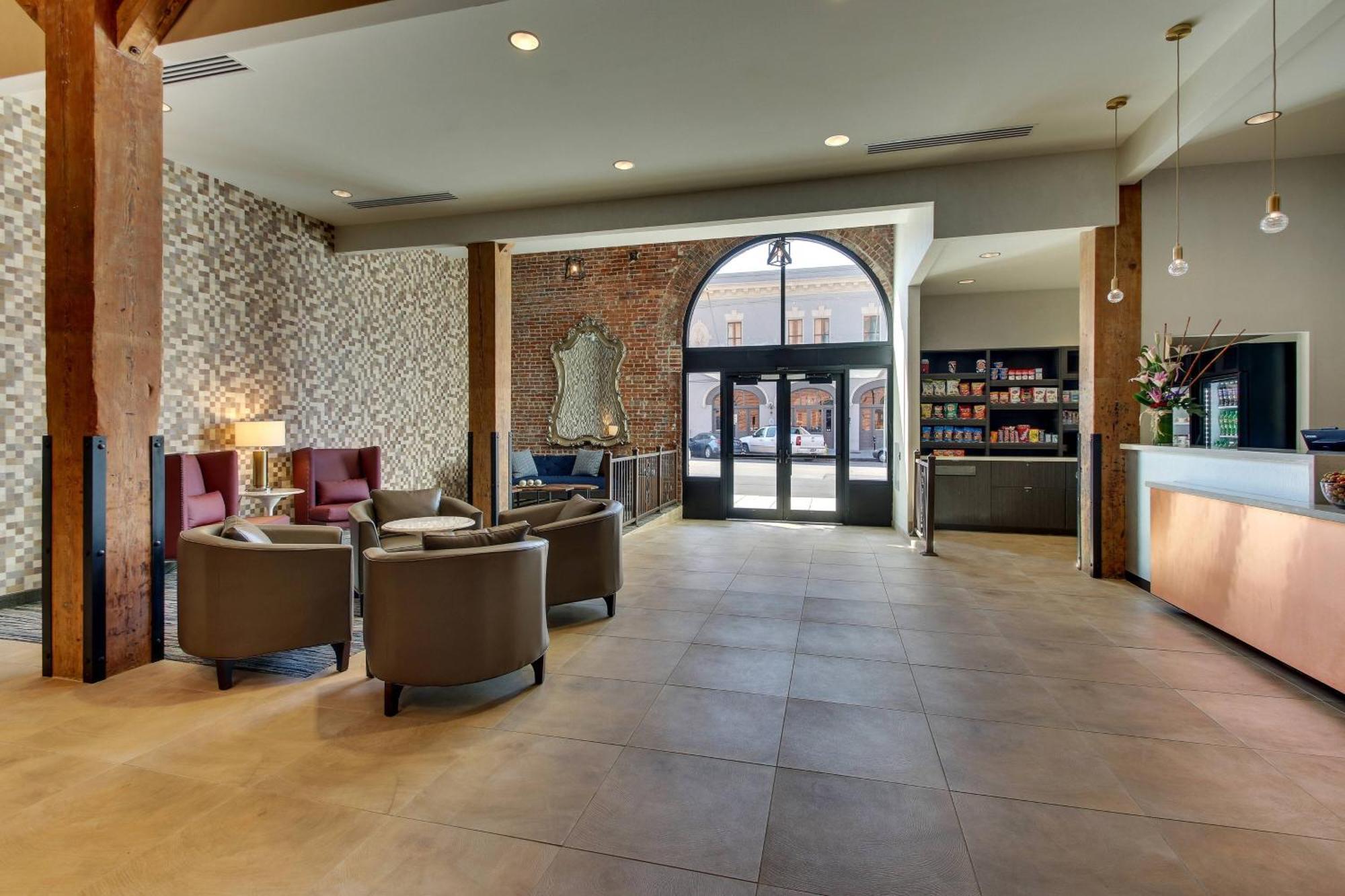 Springhill Suites By Marriott Montgomery Downtown Zewnętrze zdjęcie
